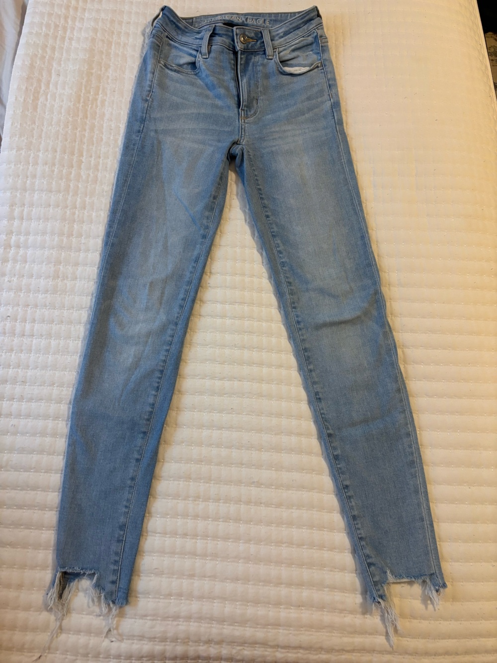 American Eagle Outfitters Light Blue Distressed Skinny Jeans